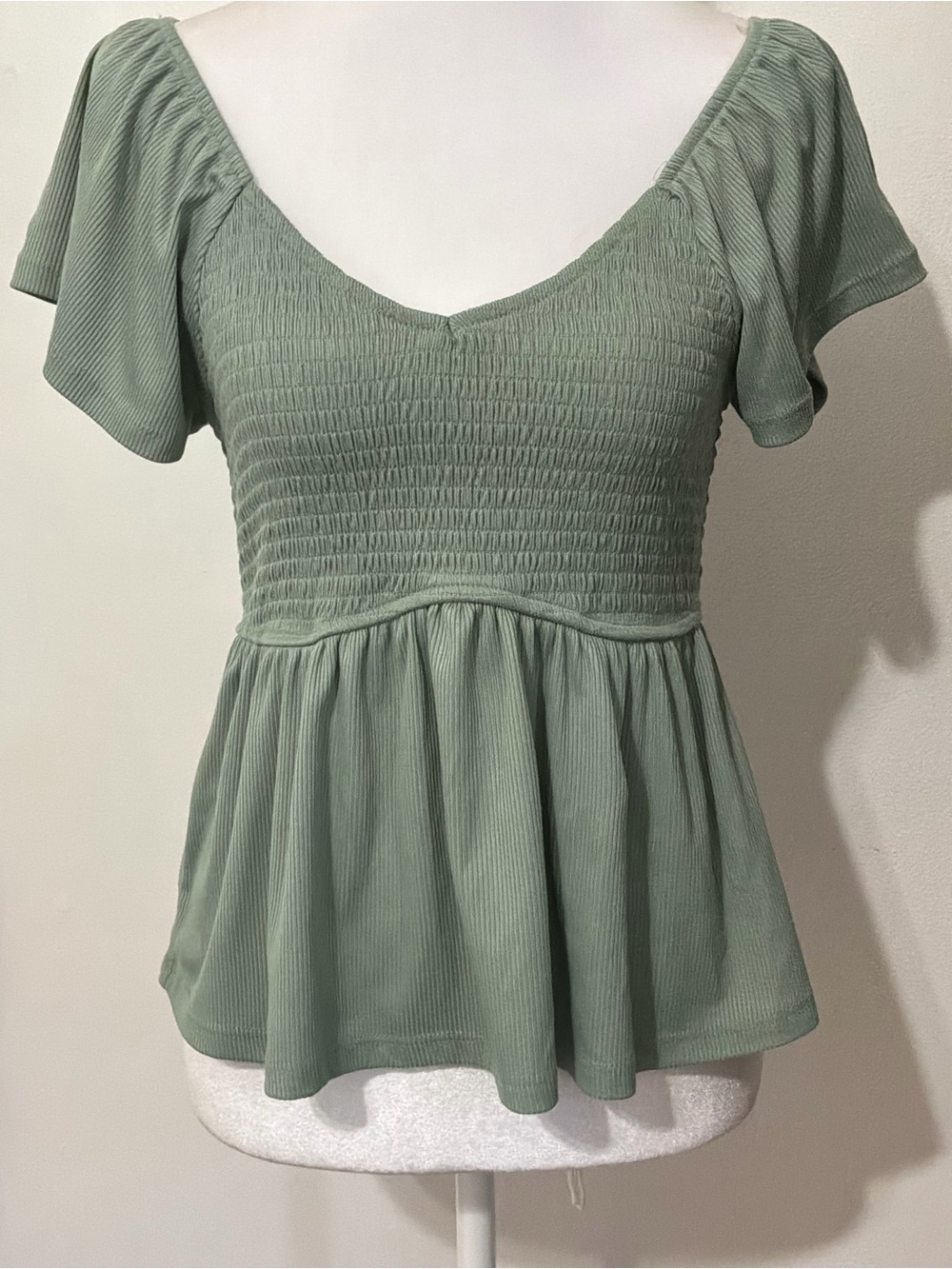 Ultra Flirt Sage Green Smocked V-Neck Flutter Sleeve Peplum Top - Size XL